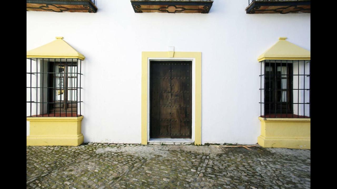Apartamento con Parking centro historico Ronda Exterior foto